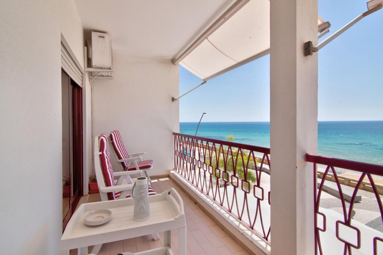 Apartamento Beira Mar Armação de Pêra Екстериор снимка