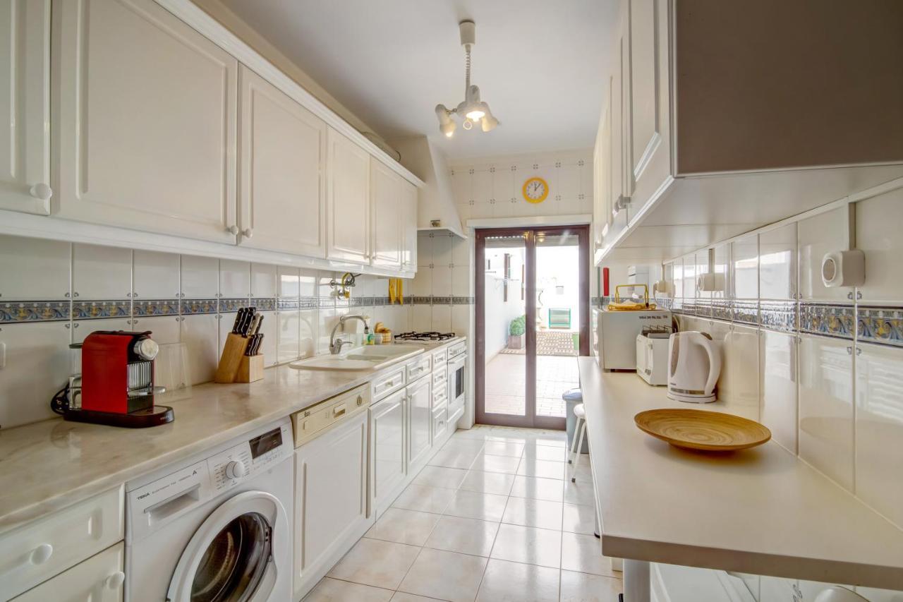 Apartamento Beira Mar Armação de Pêra Екстериор снимка