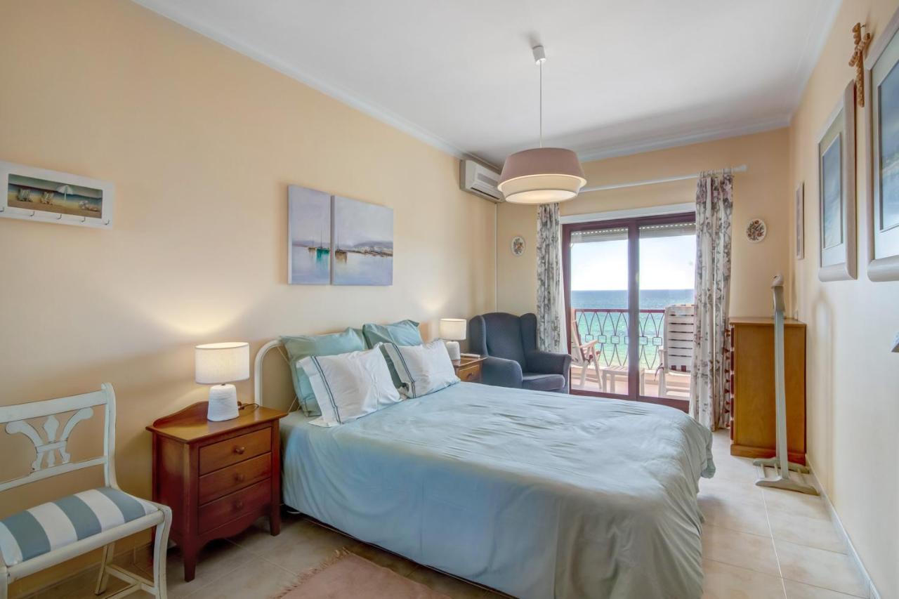 Apartamento Beira Mar Armação de Pêra Екстериор снимка